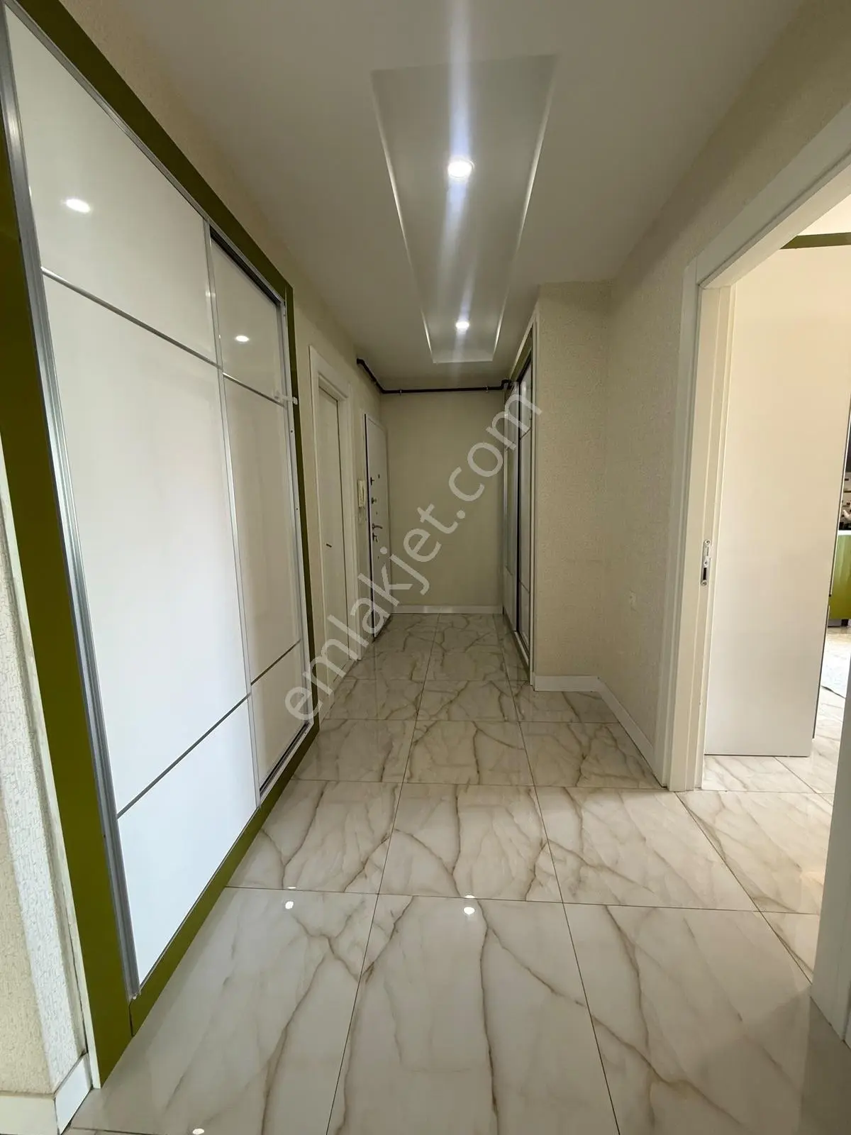 Bağcılar Ahmet Kaya Caddesinde 110m2 Ferah 2+1 — fotoğraf 12