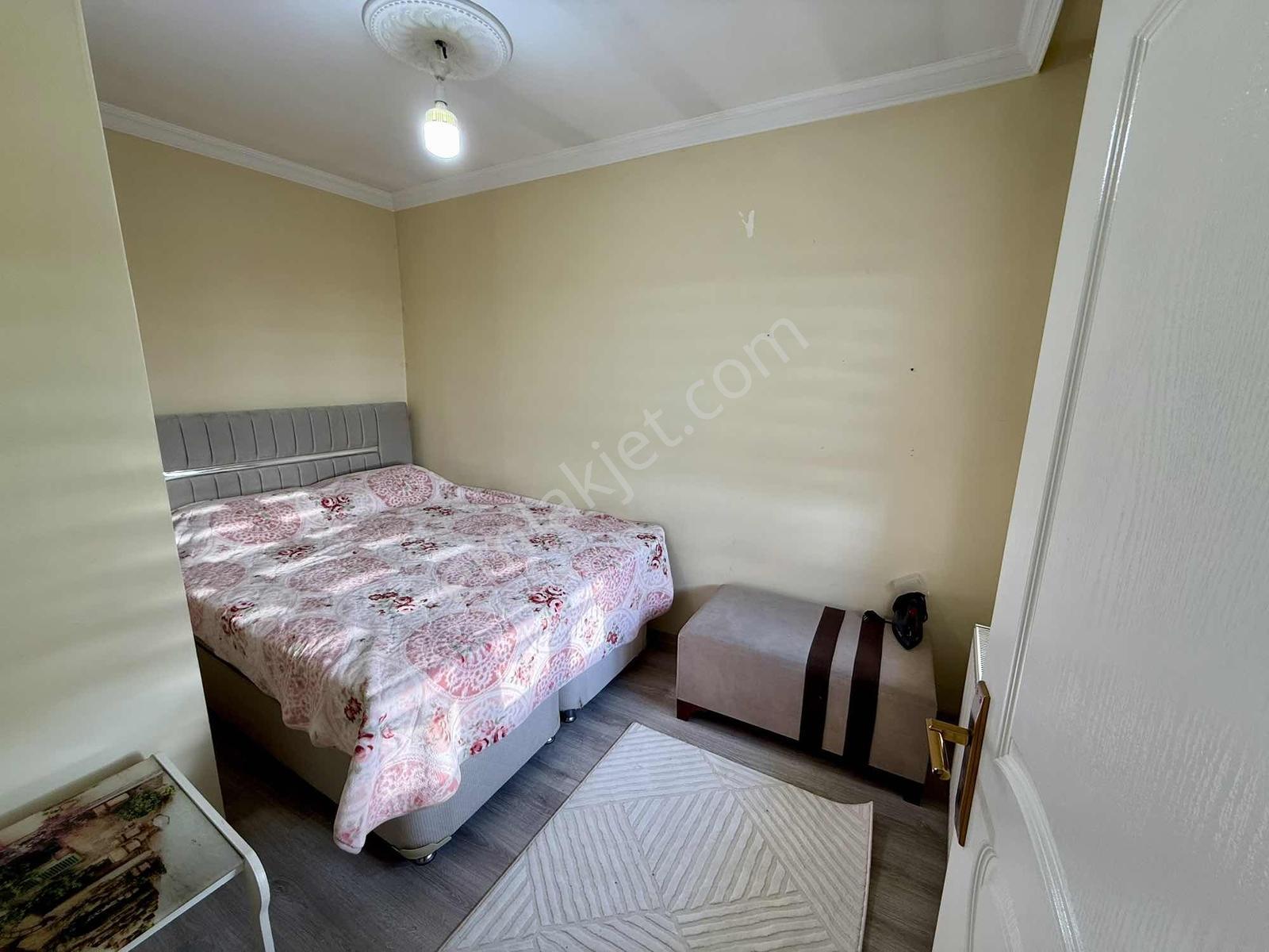 Van Sıhke Caddesi Üzerinde Satılık 2+1 Eşyalı Dublex Daire — fotoğraf 14
