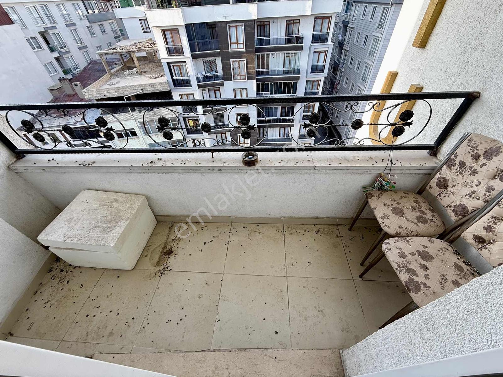 Van Sıhke Caddesi Üzerinde Satılık 2+1 Eşyalı Dublex Daire — fotoğraf 17