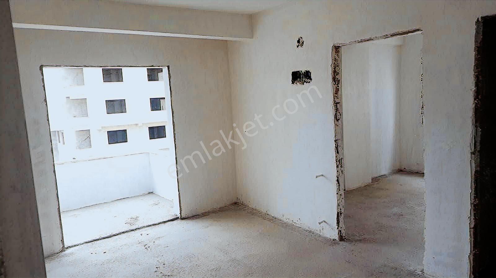 Kozan Gayrimenkulden Üniversite Kavşağında Acilll Sıfır 1+1 — fotoğraf 7