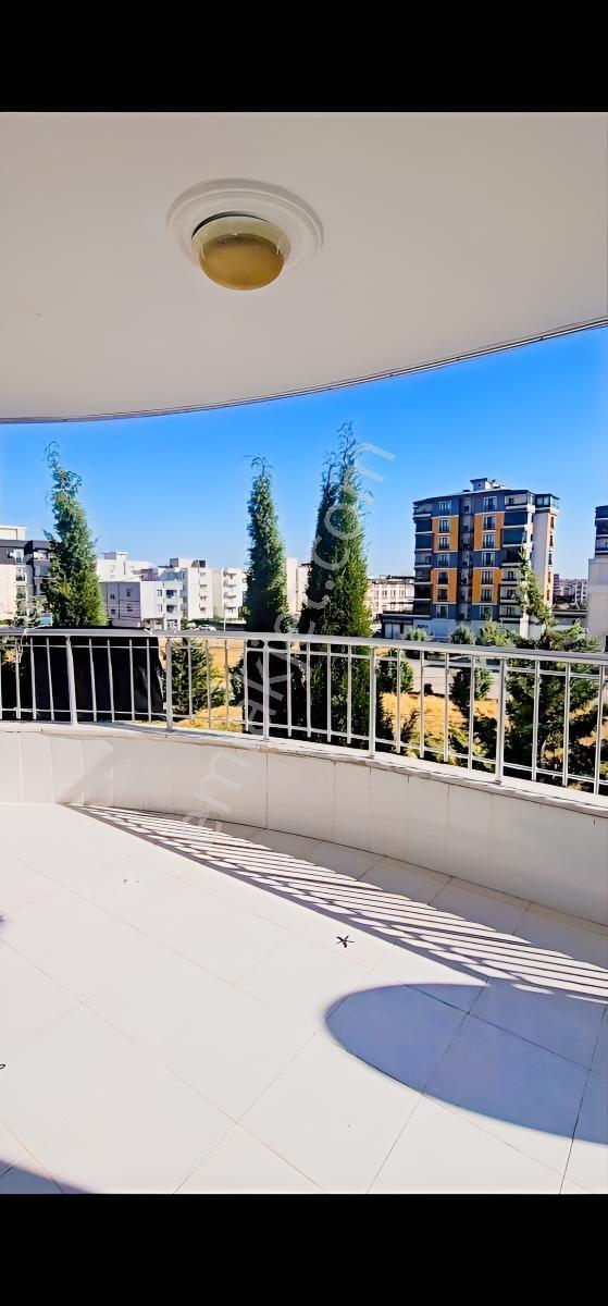 Bir Yapı Emlaktan Site İçerisinde 4+1 Ara Kat — fotoğraf 17