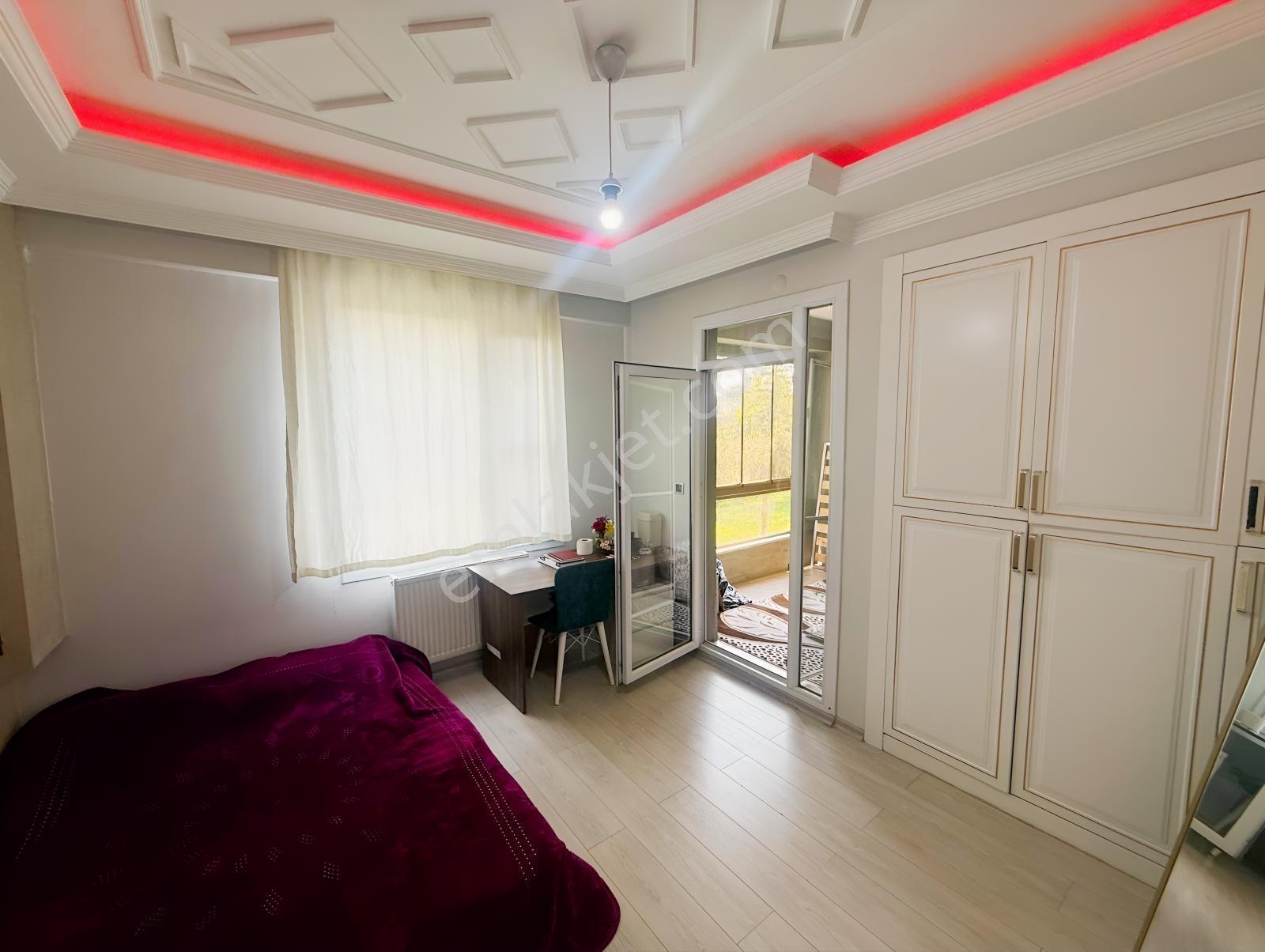 Fabrika Mahallesi Yeni Oto Pazarı Yanı Yüksek Giriş 2+1 Satılık — fotoğraf 2