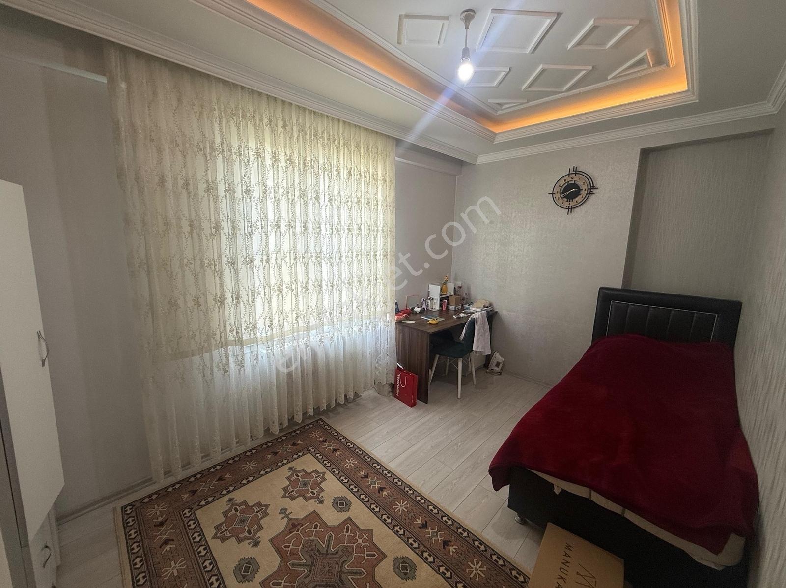 Fabrika Mahallesi Yeni Oto Pazarı Yanı Yüksek Giriş 2+1 Satılık — fotoğraf 4