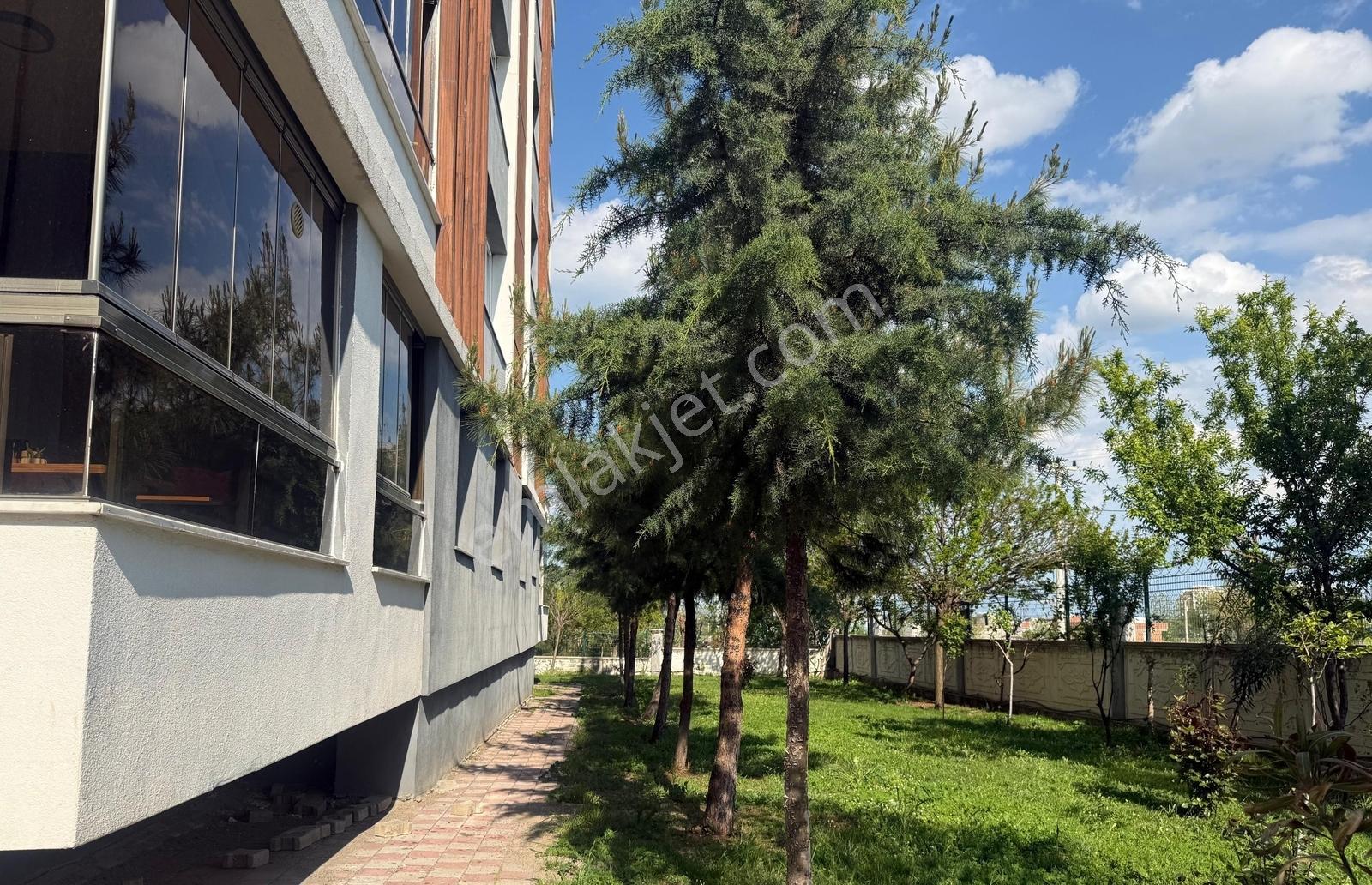 Fabrika Mahallesi Yeni Oto Pazarı Yanı Yüksek Giriş 2+1 Satılık — fotoğraf 10