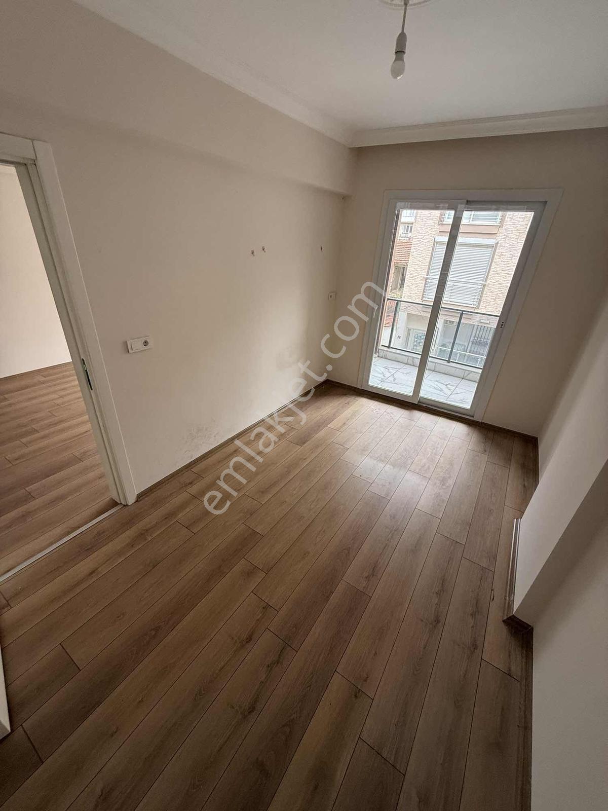 Yeni Mah. Vera Home 1+1 Doğalgazlı Arakat Daire — fotoğraf 3