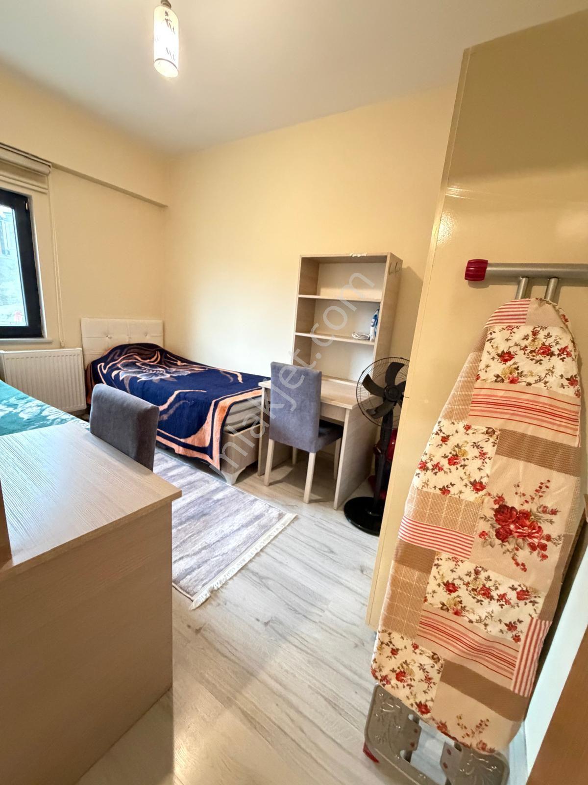 Eminevime Uygun-kat Mülkiyetli-balkonlu-boyalı-temiz-1+1 Eşyalı — fotoğraf 6