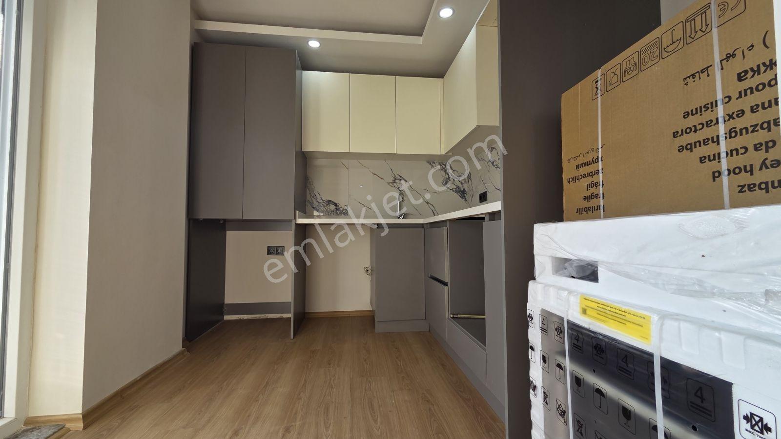 Sütçüler Mahallesinde 2+1 85m² Sıfır Daire — fotoğraf 3