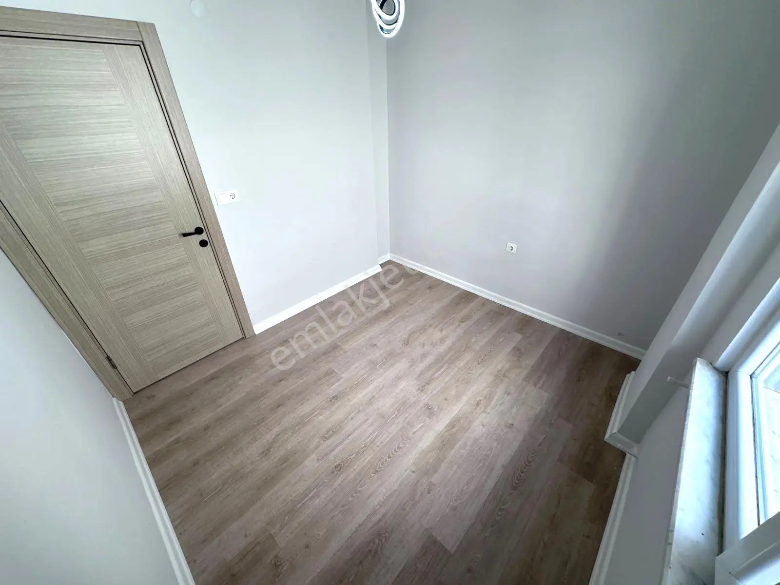 𝄞melodi'den Yatırım İçin İdeal Ayrı Mutfaklı Ara Kat 3 Cepheli Asansörlü 2+1 Daire — fotoğraf 18