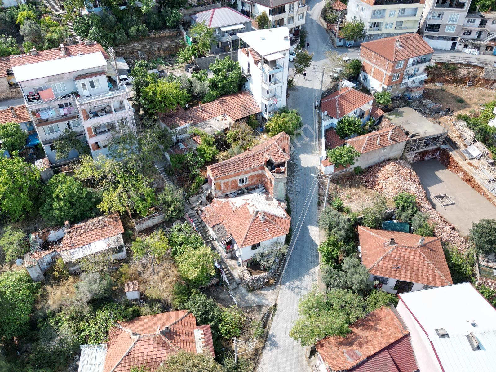 Blue Yatırımdan Tek Fiyat 2 Ayrı Müstakil Ev Yatırımlık !!! — fotoğraf 16
