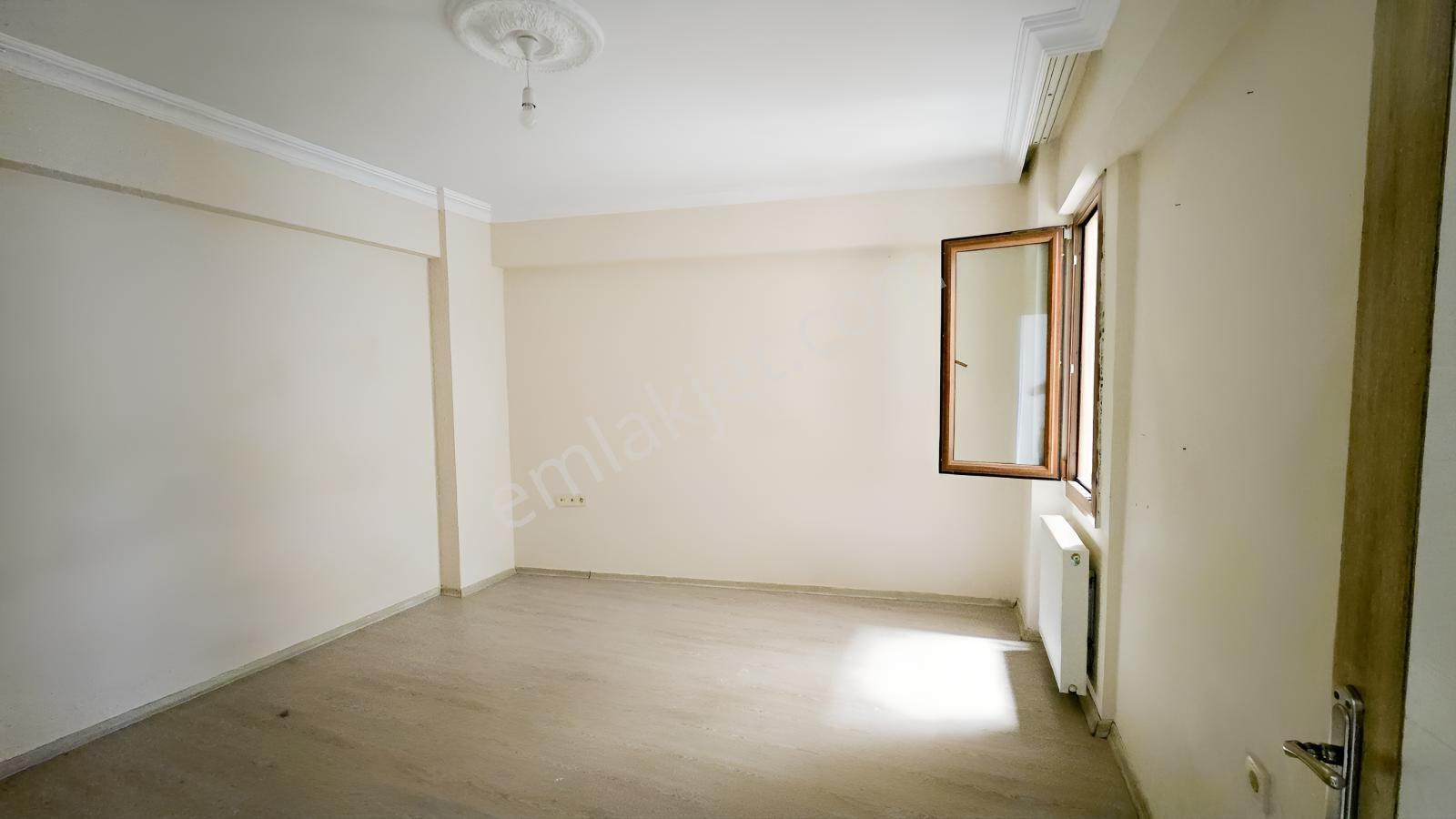 Menemen İsmet İnönü Merkez 2+1 Geniş Daire — fotoğraf 19