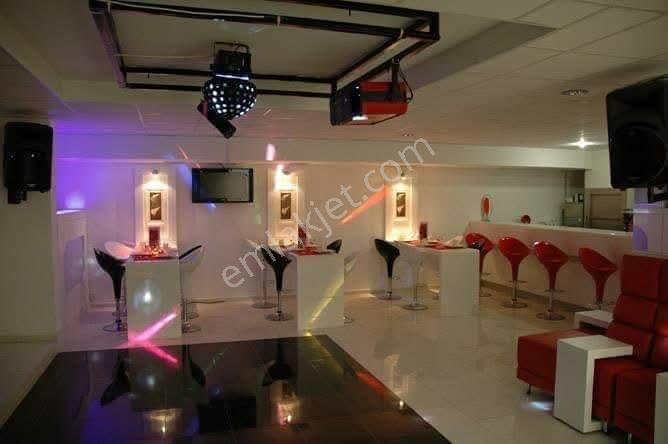 Havuzlu Güvenlikli Sitede Satılık Daire — fotoğraf 7