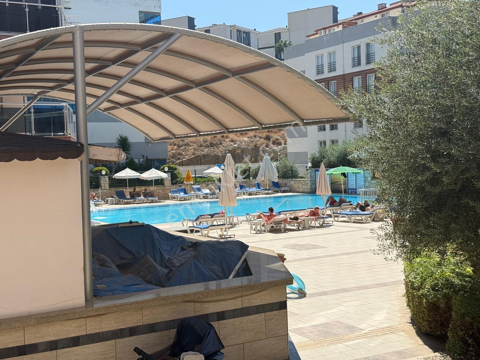 Havuzlu Güvenlikli Sitede Satılık Daire — fotoğraf 18