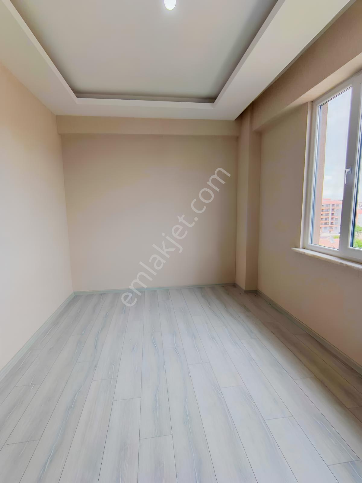 Cengizler'den Satılık 2+1 Arakat Daire — fotoğraf 3