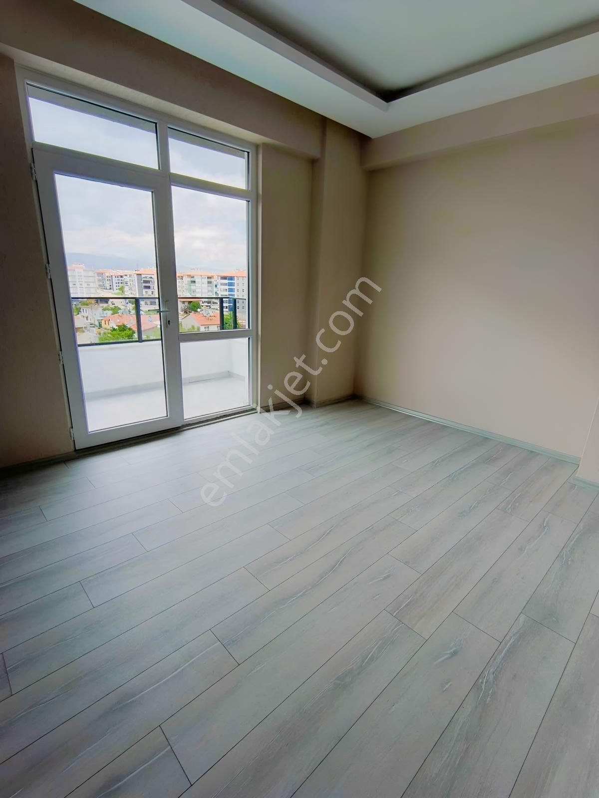 Cengizler'den Satılık 2+1 Arakat Daire — fotoğraf 9