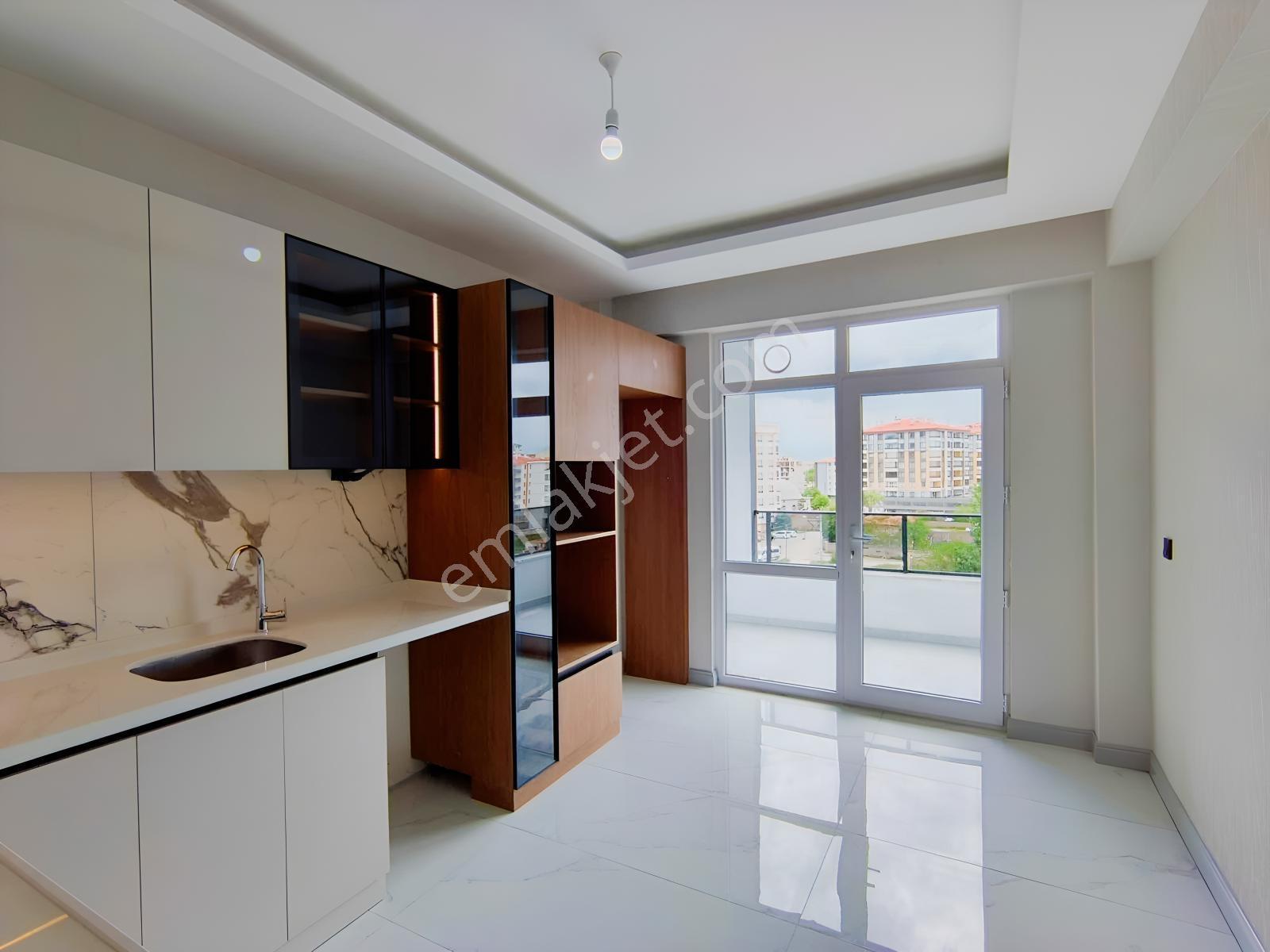 Cengizler'den Satılık 2+1 Arakat Daire — fotoğraf 10