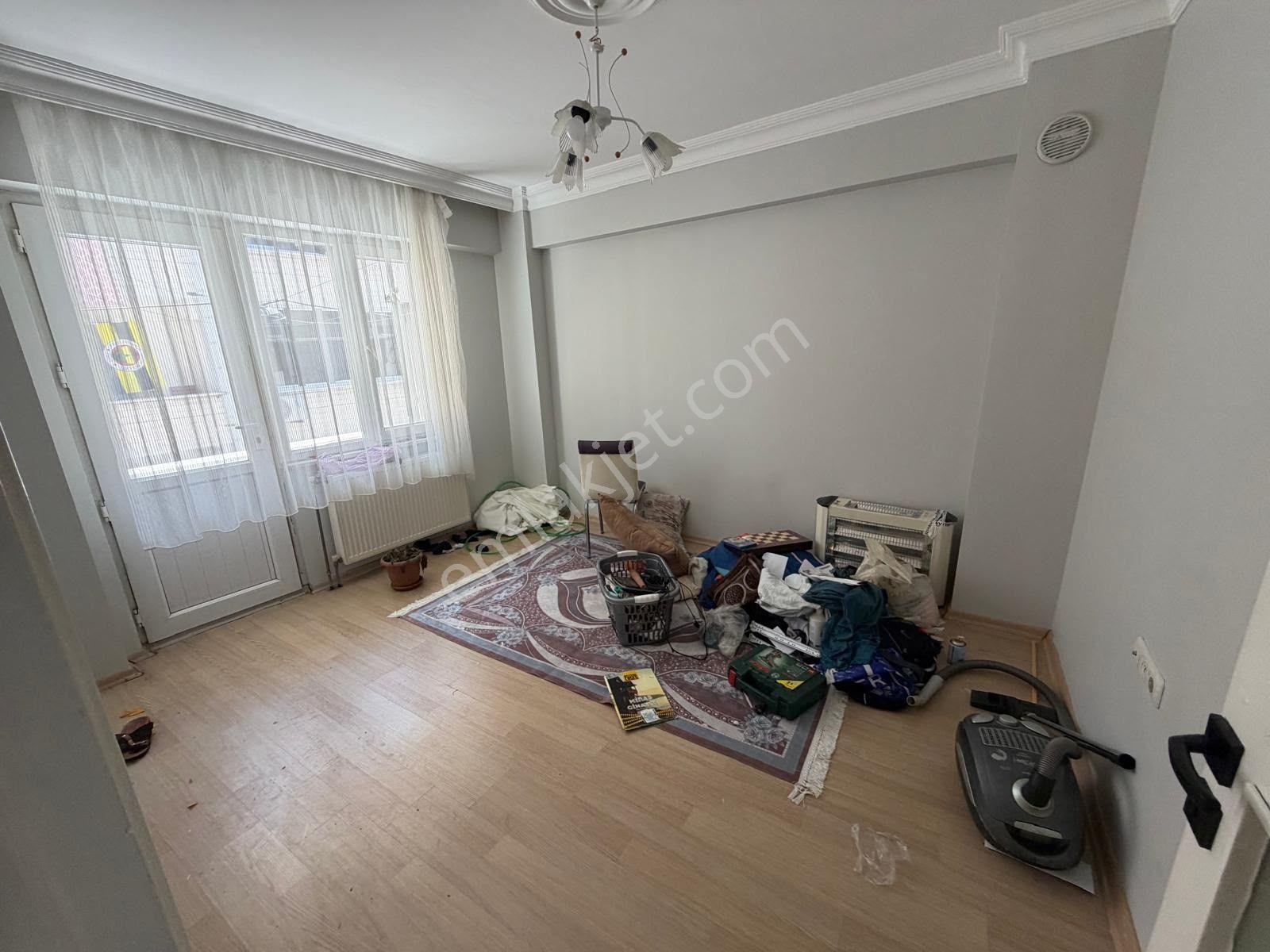 Türkiye Emlak Fatih Mah 3+1 Kredili 2.kat 120m2 E. Banyolu Daire — fotoğraf 3