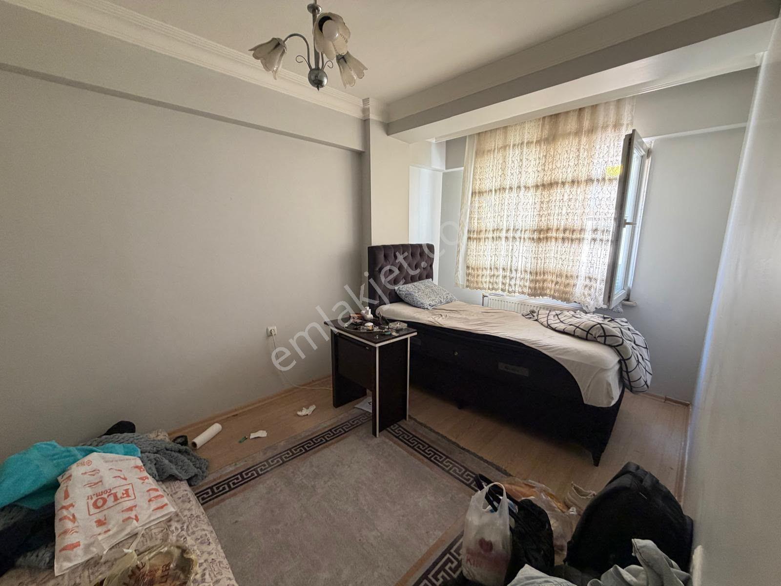 Türkiye Emlak Fatih Mah 3+1 Kredili 2.kat 120m2 E. Banyolu Daire — fotoğraf 7