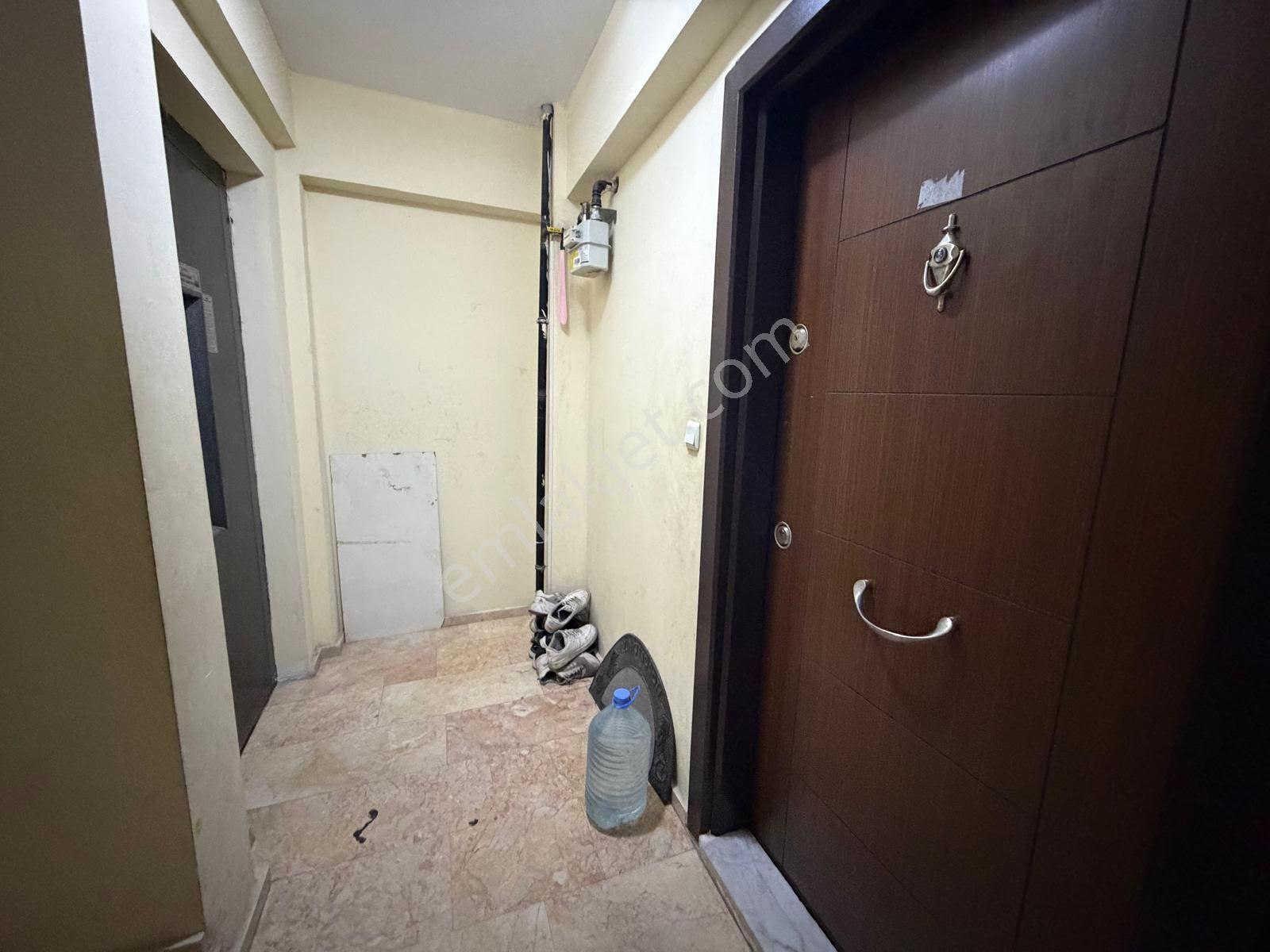 Türkiye Emlak Fatih Mah 3+1 Kredili 2.kat 120m2 E. Banyolu Daire — fotoğraf 19
