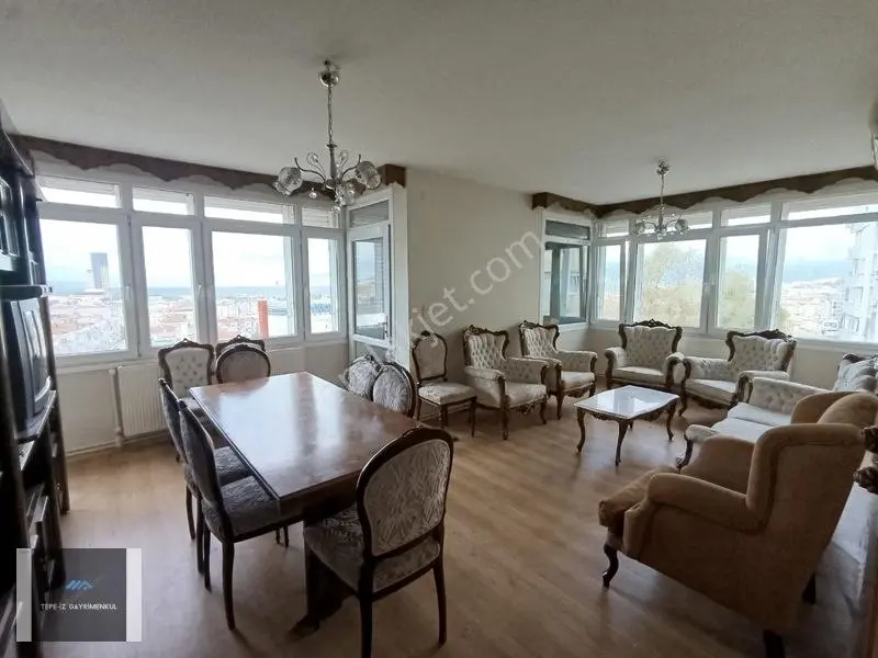 İzmir Demokrasi Üniversitesi Yakını Deniz Manzaralı Daire.. — fotoğraf 20