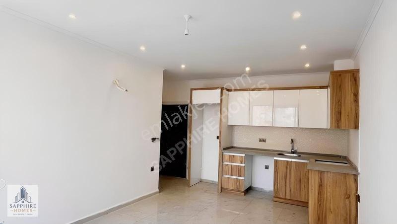 Alanya Merkez'de Tek Bloklu Site İçinde 2+1 Sıfır Daire — fotoğraf 6