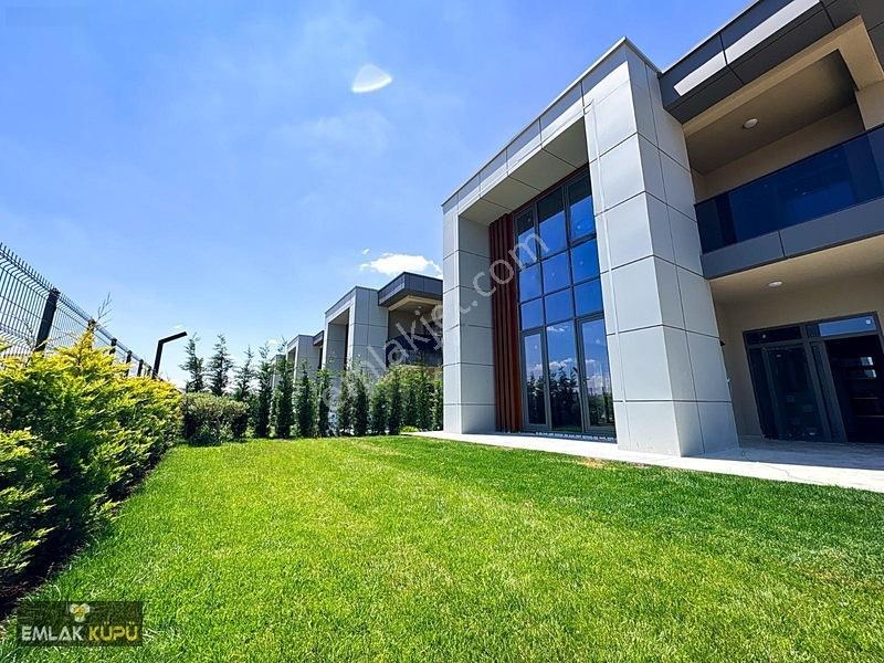 Bağlıcada Prestijin Mimarinin Ve Lüksün Buluştuğu Özel Bir Yaşam