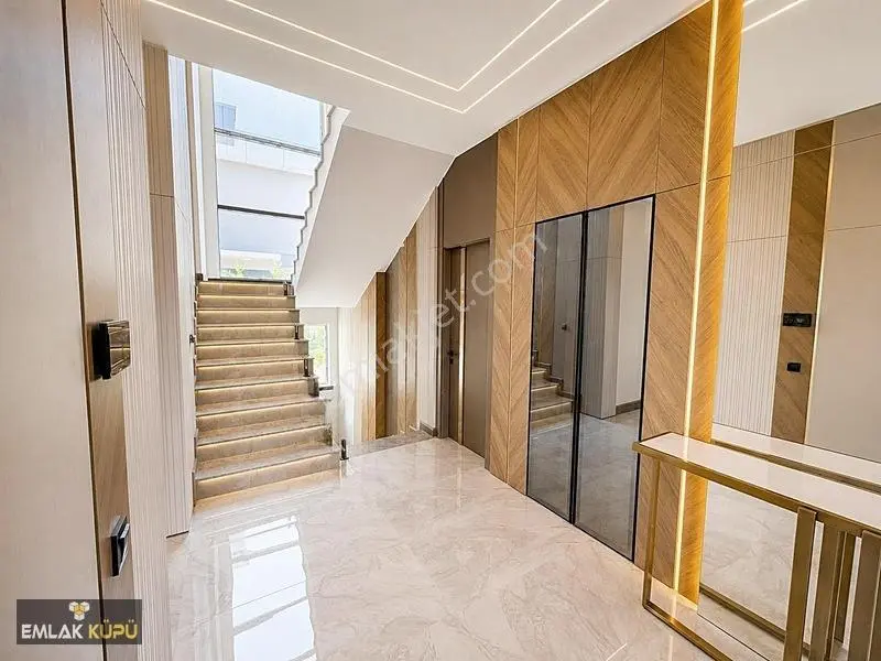 Bağlıcada Prestijin Mimarinin Ve Lüksün Buluştuğu Özel Bir Yaşam — fotoğraf 31