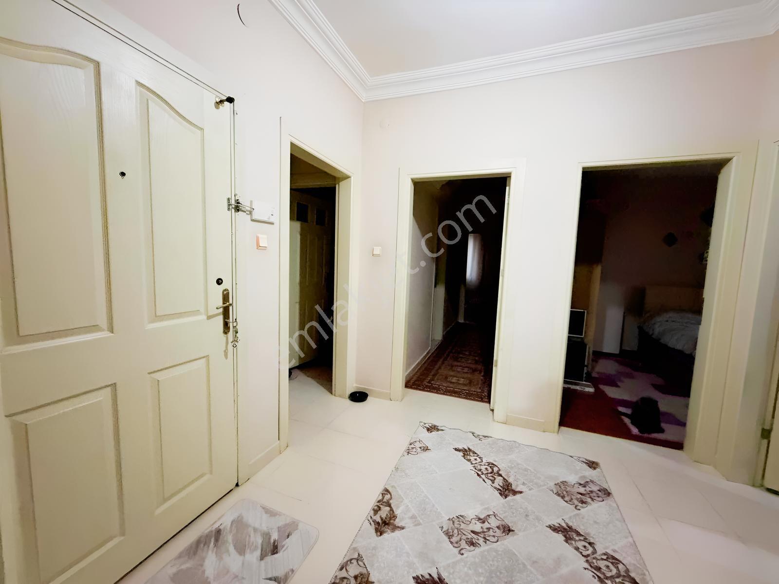 Meramlı-dan Ketenli Sitesi Satılık 3+1 Daire — fotoğraf 4
