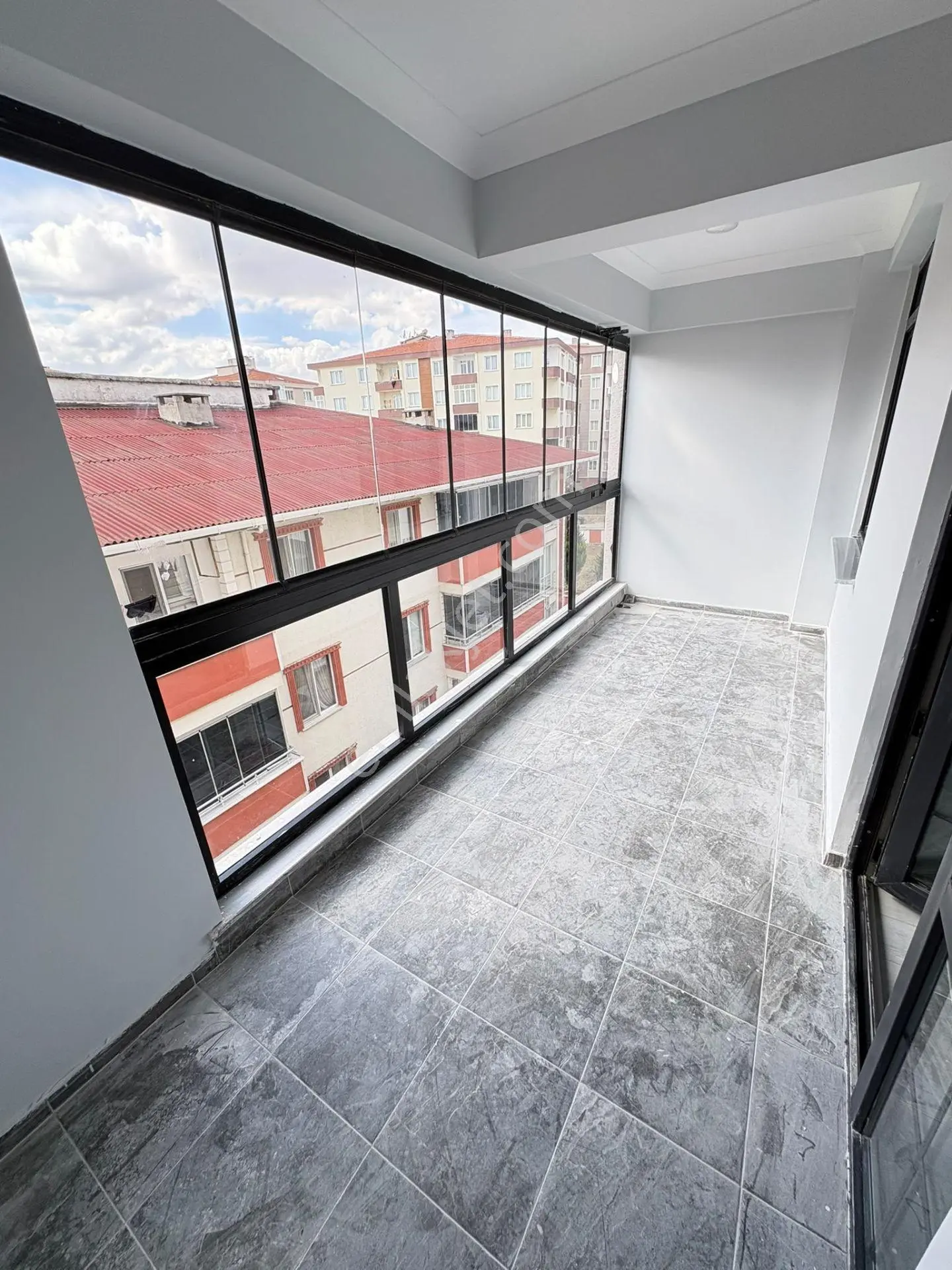 Arslanbeyden Lenova Residances Sıfır 2+1 110m2 3.kat Satılık!!!!! — fotoğraf 2
