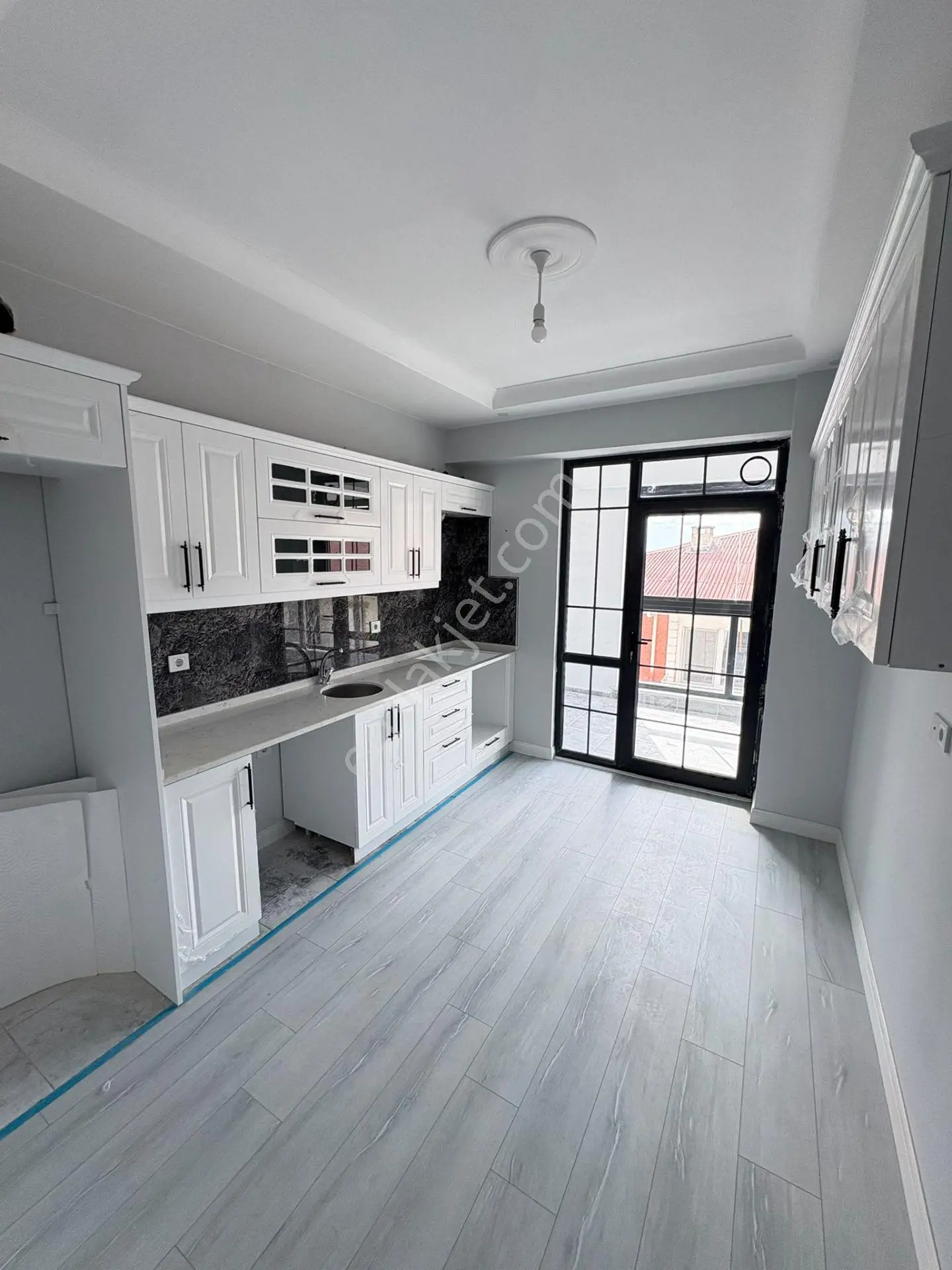 Arslanbeyden Lenova Residances Sıfır 2+1 110m2 3.kat Satılık!!!!! — fotoğraf 3
