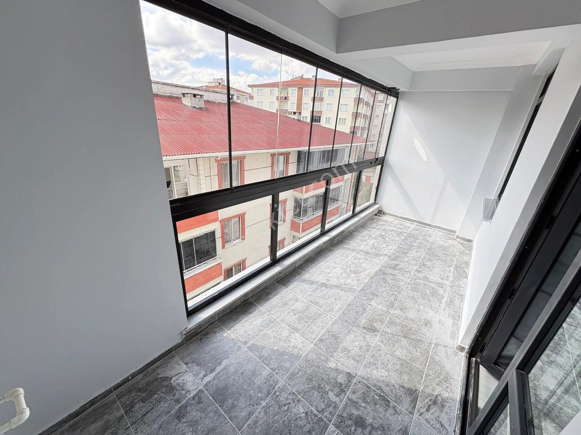 Arslanbeyden Lenova Residances Sıfır 2+1 110m2 3.kat Satılık!!!!! — fotoğraf 4