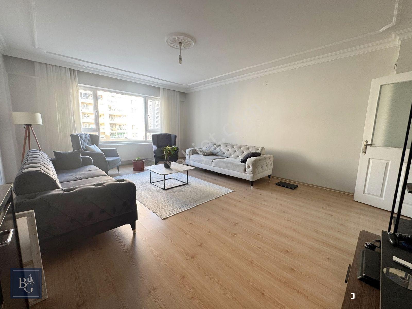 Kupon! Sultan Fatih Cad. Dibi Ara Katta Sitede Yapılı 150m² 3+1! — fotoğraf 7