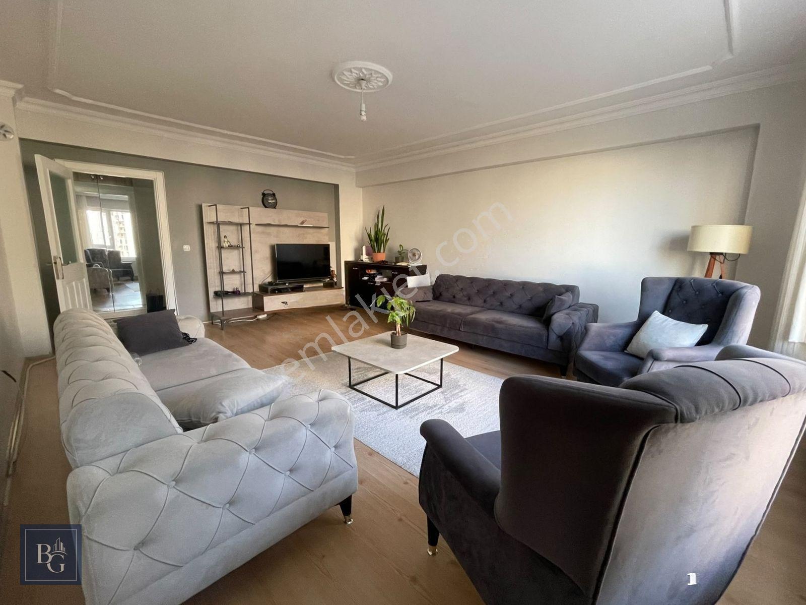 Kupon! Sultan Fatih Cad. Dibi Ara Katta Sitede Yapılı 150m² 3+1! — fotoğraf 9