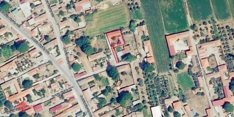 Bergama Kadıköyde 656 M² Köy İçi İmarlı Satılık Arsa
