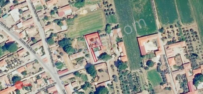 Bergama Kadıköyde 656 M² Köy İçi İmarlı Satılık Arsa — fotoğraf 5