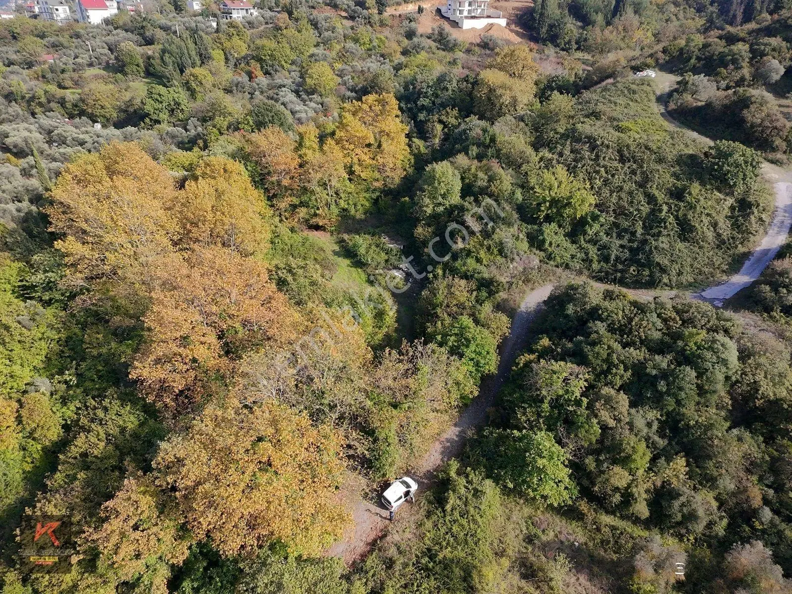 Kardeşten Tepeköyde 1.953m² Yola Cepheli, Doğayla İç İçe Tarla — fotoğraf 9