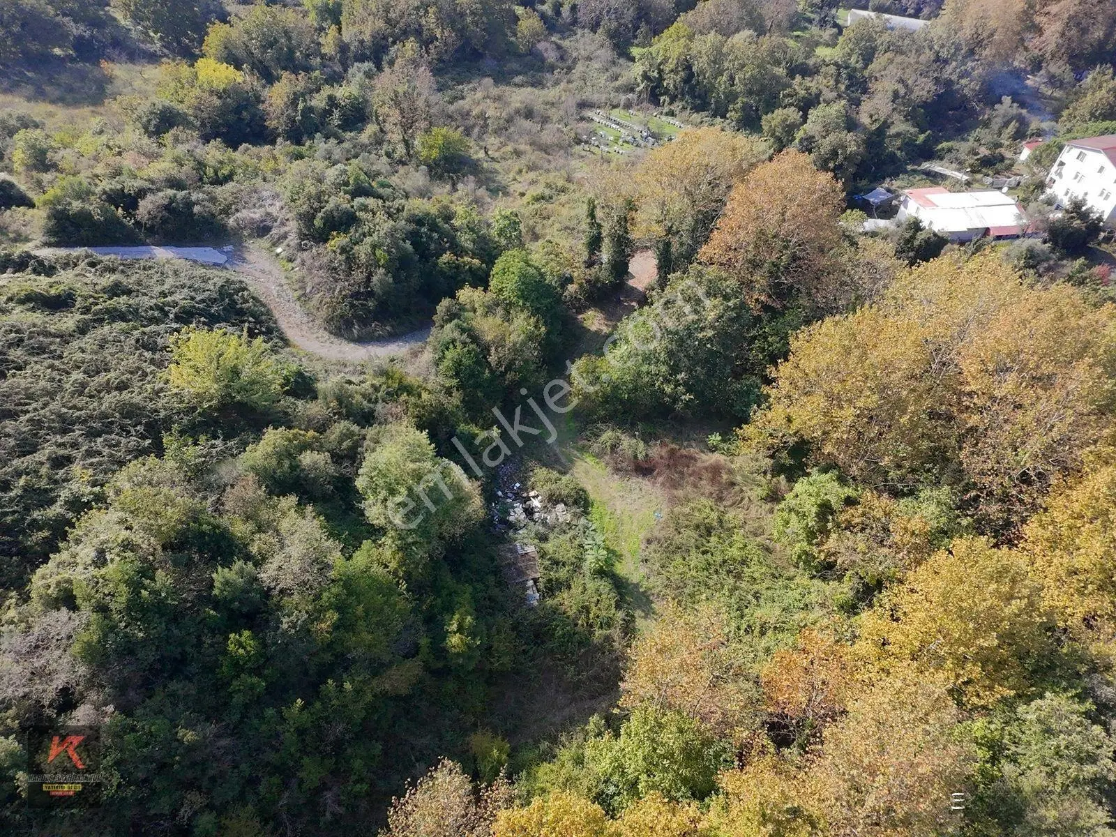 Kardeşten Tepeköyde 1.953m² Yola Cepheli, Doğayla İç İçe Tarla — fotoğraf 19