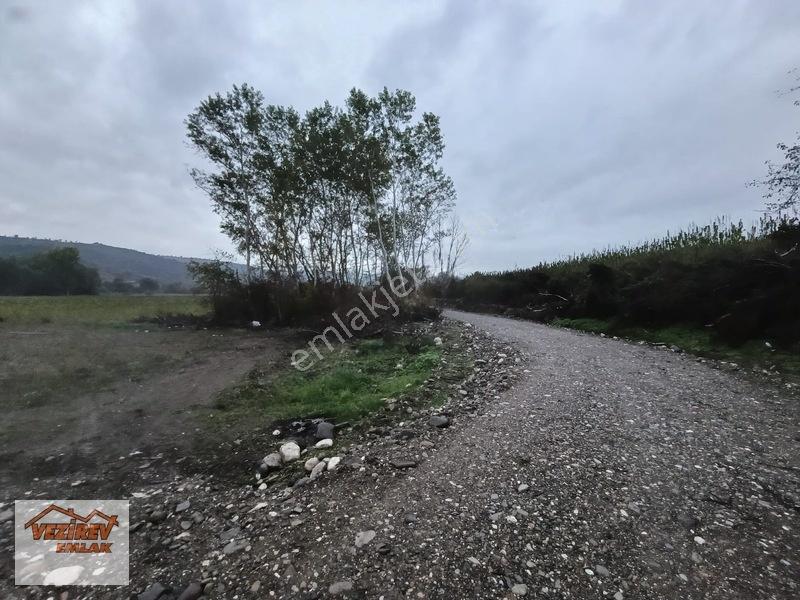 Vezirev Emlak'tan Kületek Mah. 9330 M2 Satılık Tarla — fotoğraf 11