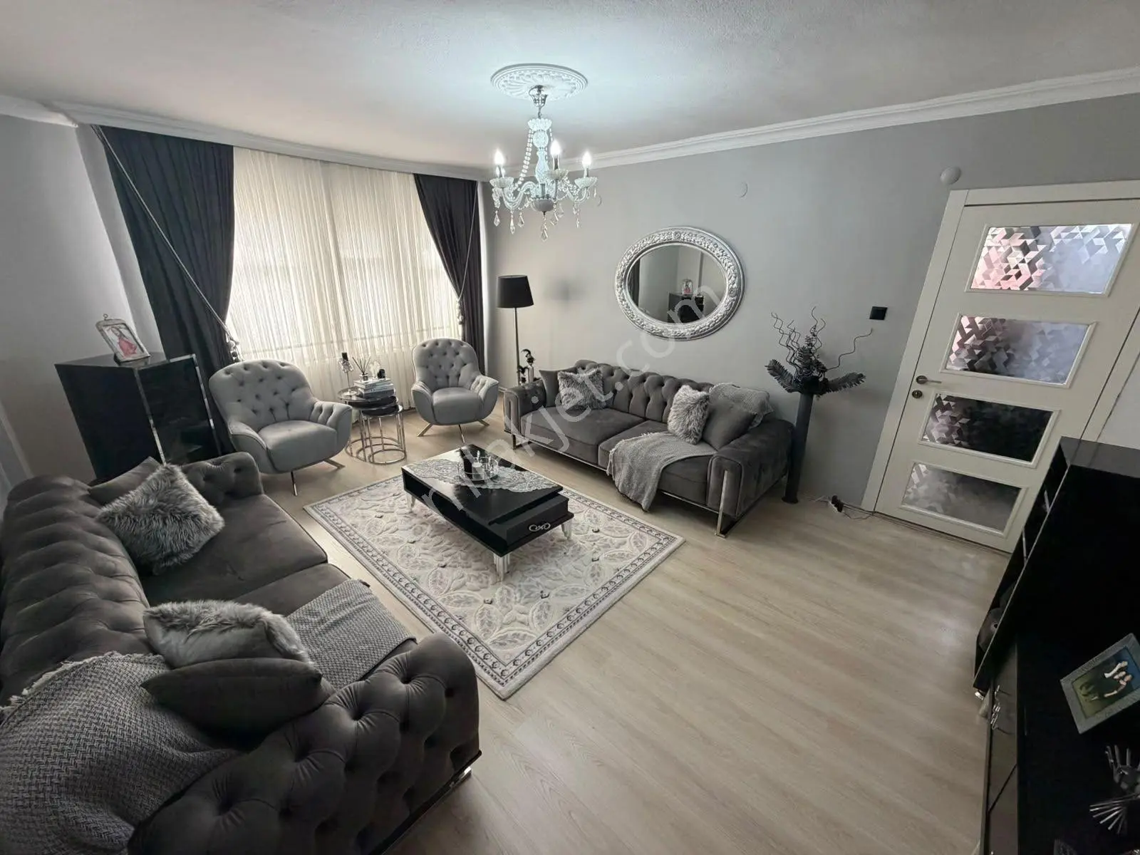 Yılmaz Gayrimenkul'Den Ahi Evran Mah. 3+1 Full Yapılı Kupon Daire