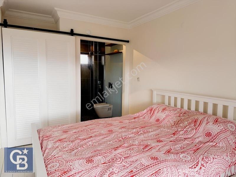 Cb' Den Akyaka' Da Deniz Manzaralı Tripleks Havuzlu Villa — fotoğraf 18