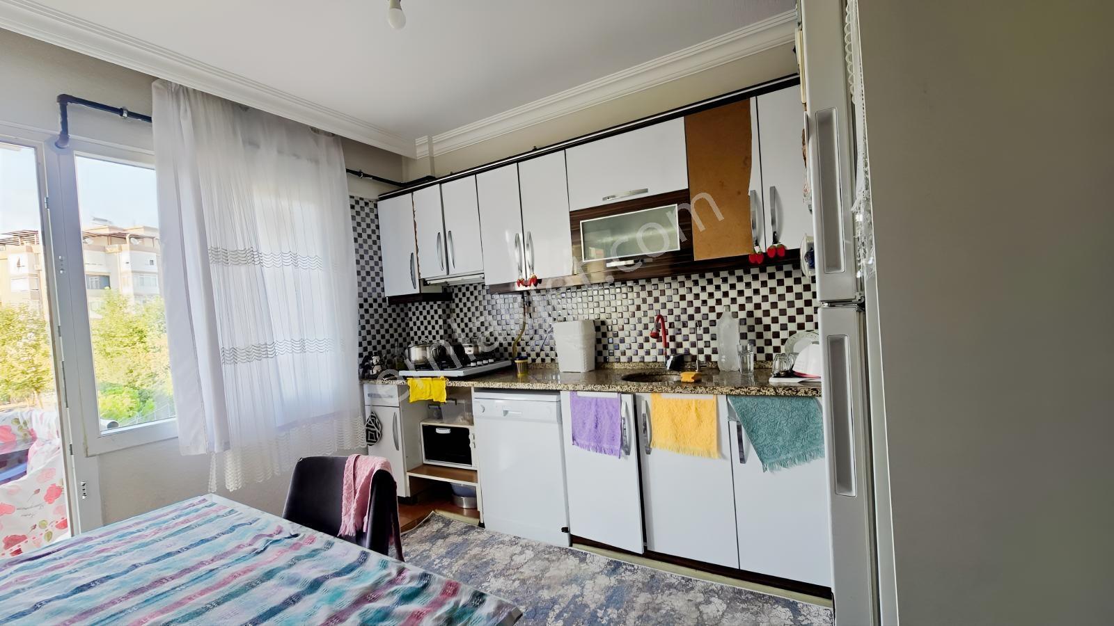 Menemen İsmet İnönü Mh. Satılık 2+1 Geniş Tip Daire — fotoğraf 13