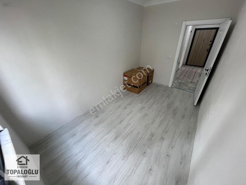 Çarşı Merkezde Sıfır Mutfak Ayrı Müstakil Bahçeli 2+1 Daire — fotoğraf 16