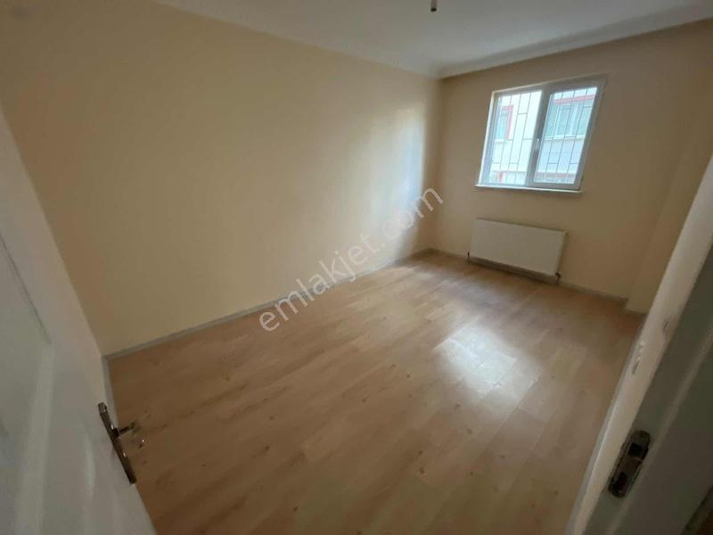 Derman'dan*3+1*110m2*asansörlü*ihya Külliyesi Yanı*balkonlu* — fotoğraf 6