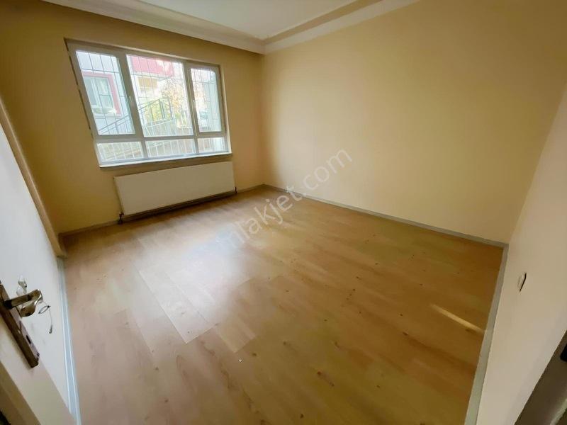 Derman'dan*3+1*110m2*asansörlü*ihya Külliyesi Yanı*balkonlu* — fotoğraf 7