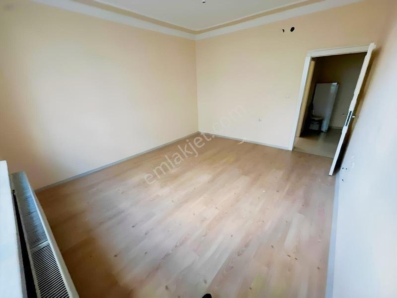 Derman'dan*3+1*110m2*asansörlü*ihya Külliyesi Yanı*balkonlu* — fotoğraf 16