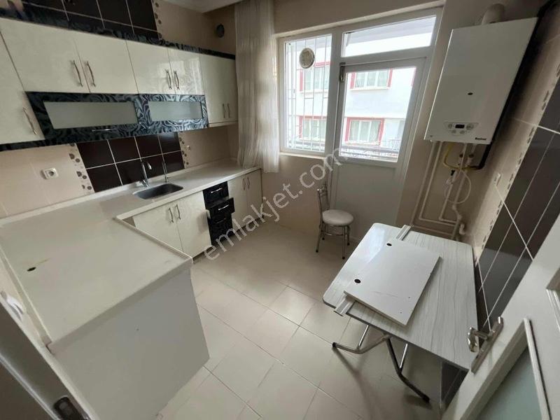 Derman'dan*3+1*110m2*asansörlü*ihya Külliyesi Yanı*balkonlu* — fotoğraf 19