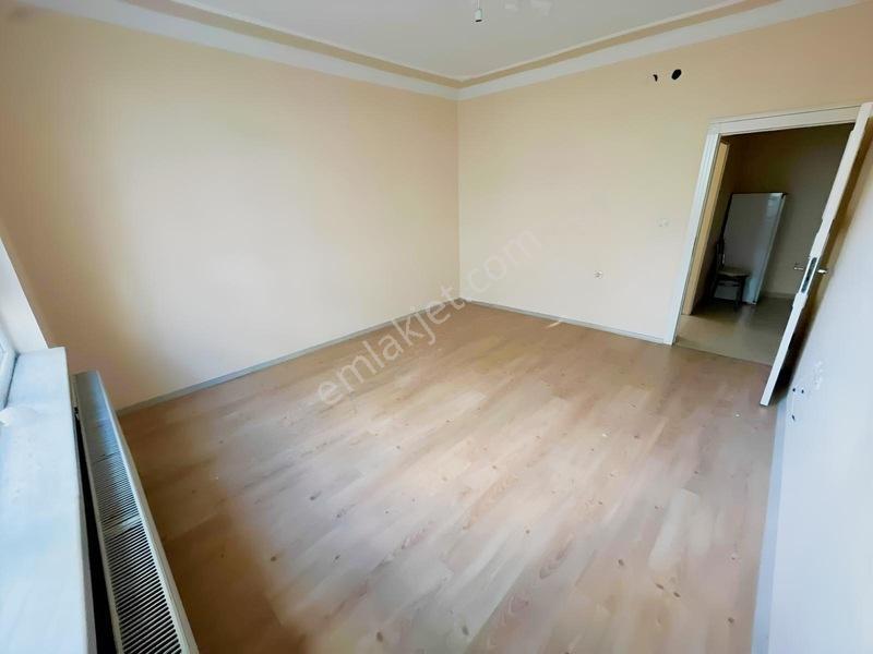 Derman'dan*3+1*110m2*asansörlü*ihya Külliyesi Yanı*balkonlu* — fotoğraf 20