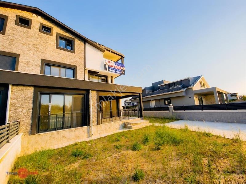 Dikili'nin En Güzel Evi 5+1 Triplex Premium Villa — fotoğraf 4