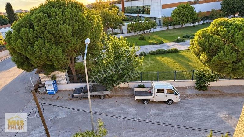 Otoparklı Geniş Ve Ayrı Mutfaklı Çok Kullanışlı Önü Kapanmaz 3+1 — fotoğraf 3