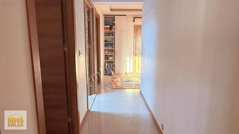 Otoparklı Geniş Ve Ayrı Mutfaklı Çok Kullanışlı Önü Kapanmaz 3+1 — fotoğraf 16
