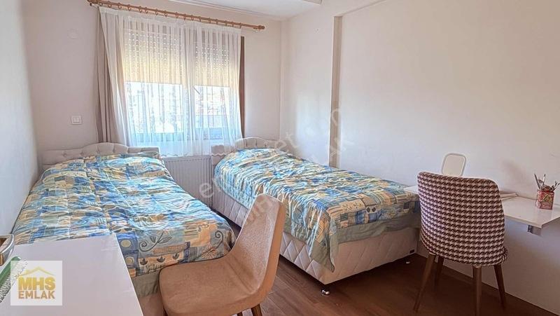 Otoparklı Geniş Ve Ayrı Mutfaklı Çok Kullanışlı Önü Kapanmaz 3+1 — fotoğraf 19